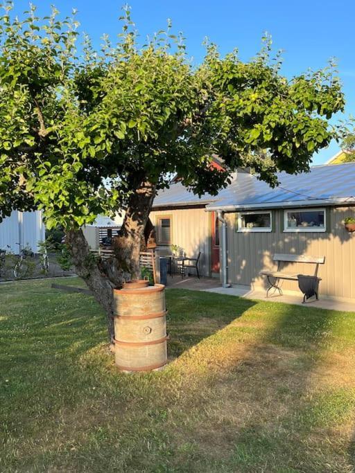 Eget Boende I Privat Uthuslaenga Alingsås Kültér fotó