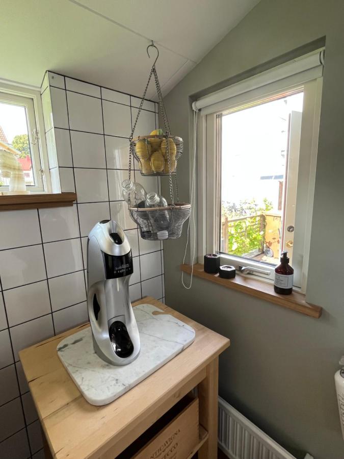 Eget Boende I Privat Uthuslaenga Alingsås Kültér fotó
